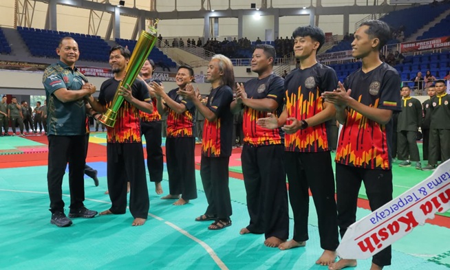 Pangdam IV Diponegoro Tutup Open Tournament Pencak Silat Piala Panglima TNI 2026